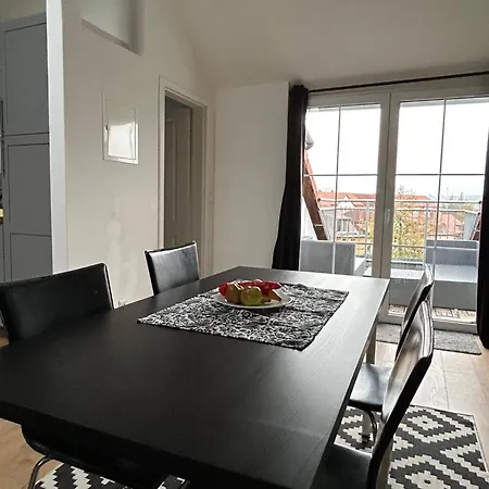 Schoene Neue Dg Mit Sonniger Dachterrasse Und Fantastischem Ausblick * Naumburg (Saale)