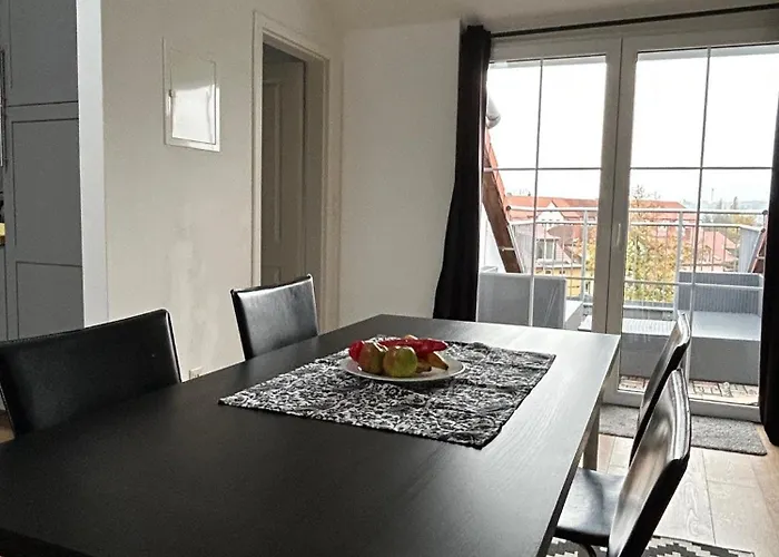 Schoene Neue Dg Mit Sonniger Dachterrasse Und Fantastischem Ausblick * Naumburg